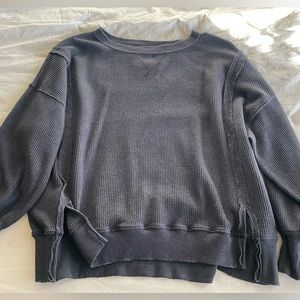 American eagle oversized sweater